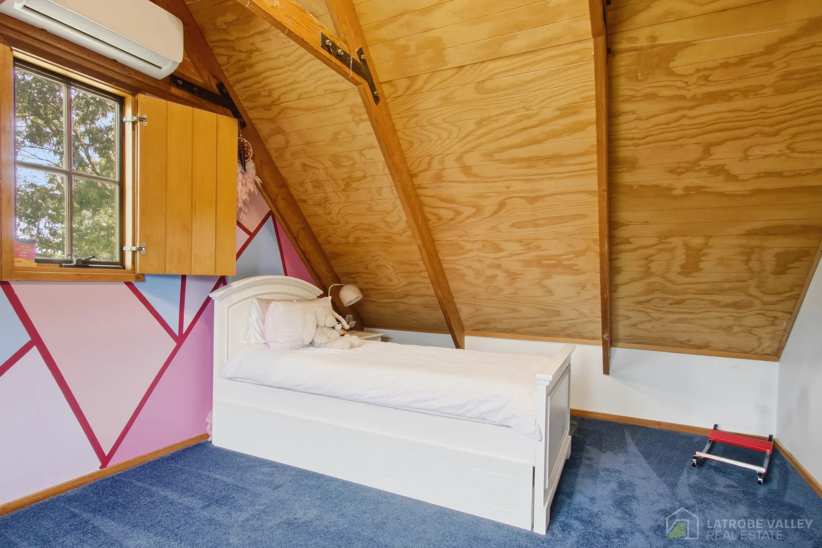 Additional image 11 of 5 Cypress Court, Tyers VIC 3844