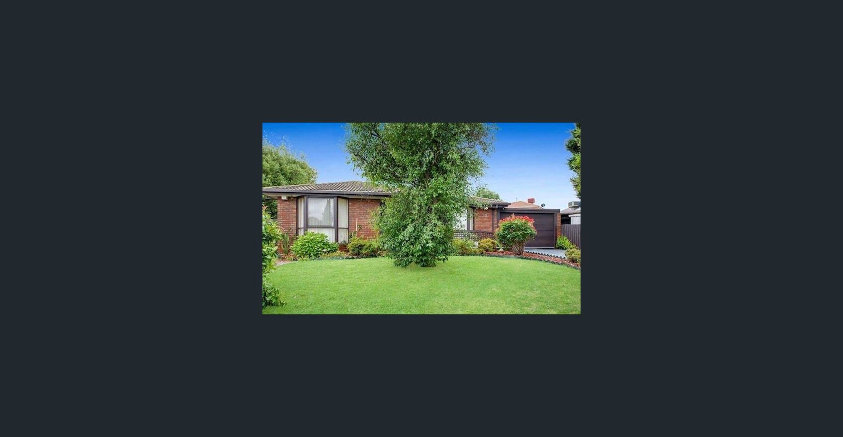 4 bedrooms House in 13 Woods Close MEADOW HEIGHTS VIC, 3048