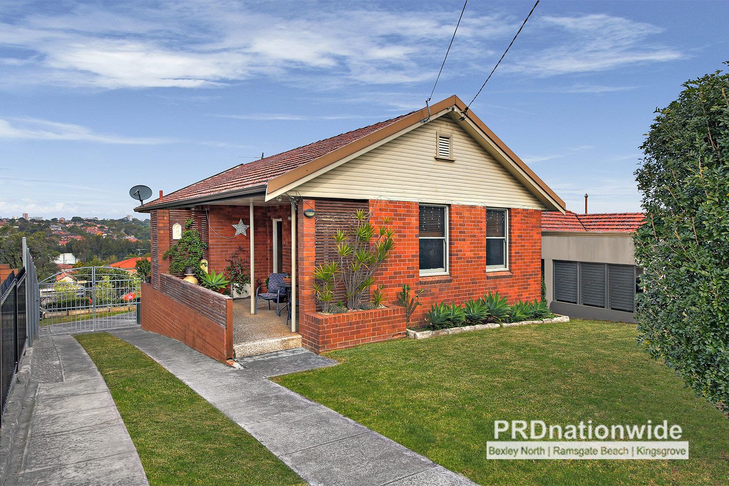 4 Bobadah Street, Kingsgrove NSW 2208, Image 0