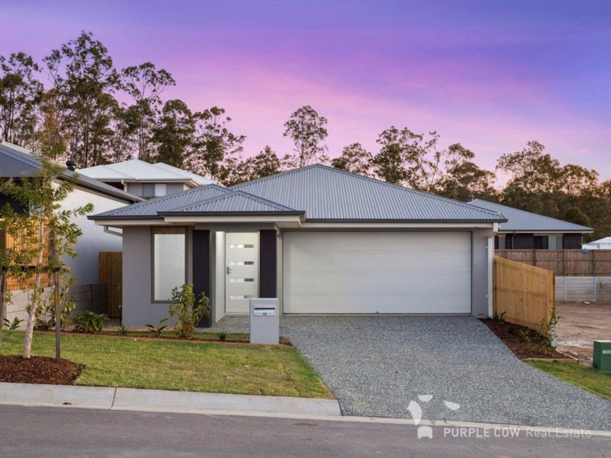 4 bedrooms House in 19 Finlayson Street SPRING MOUNTAIN QLD, 4300