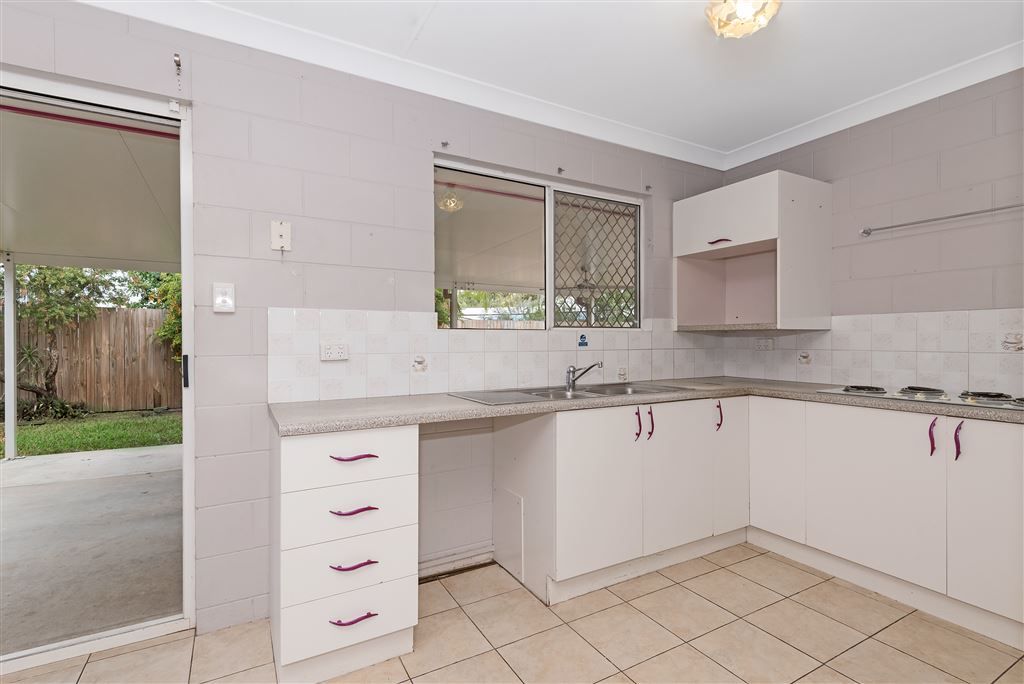 6 Tansey Court, Kelso QLD 4815, Image 2