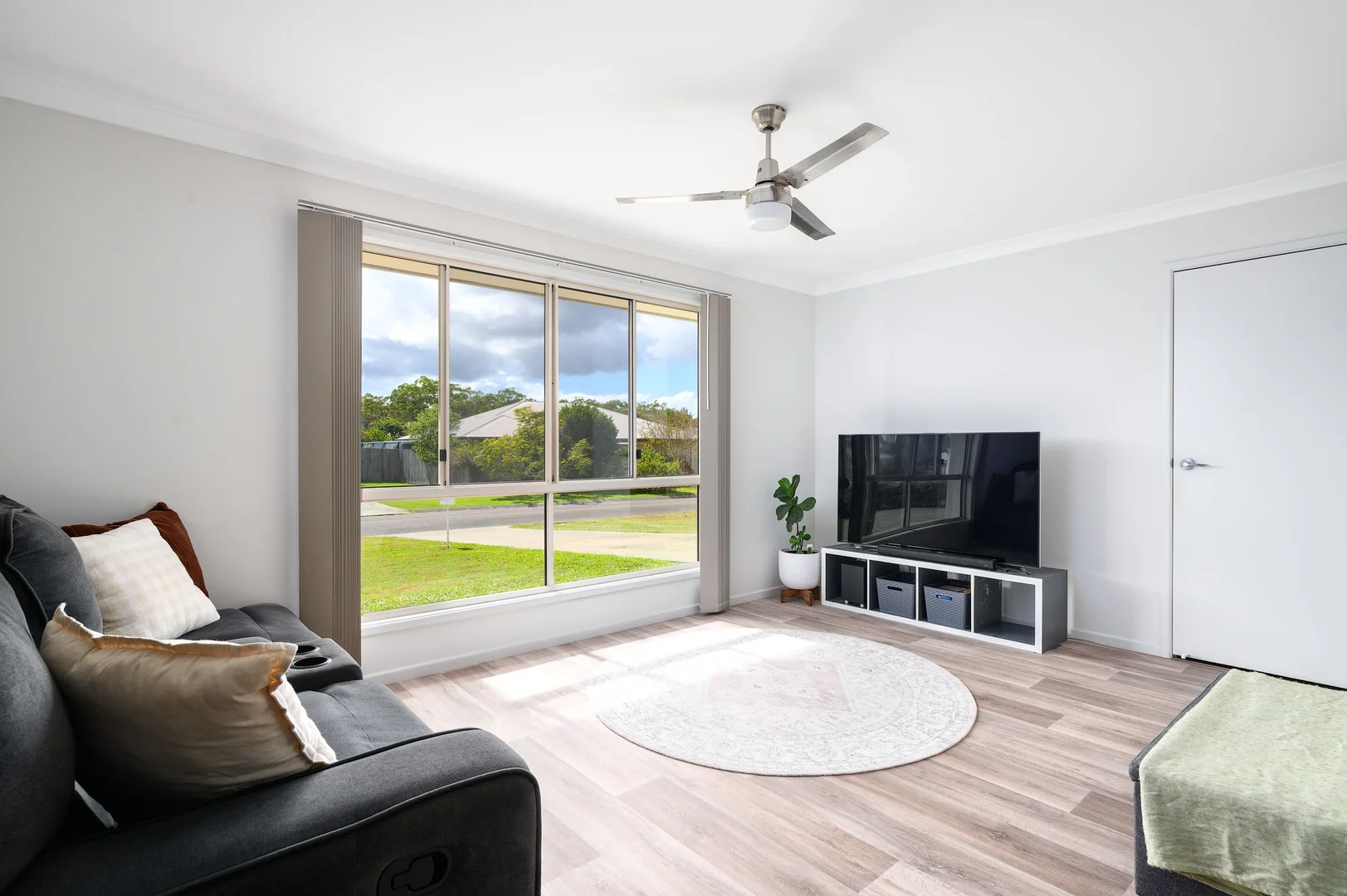 Additional image 2 of 14 Environs Avenue, Cooloola Cove QLD 4580