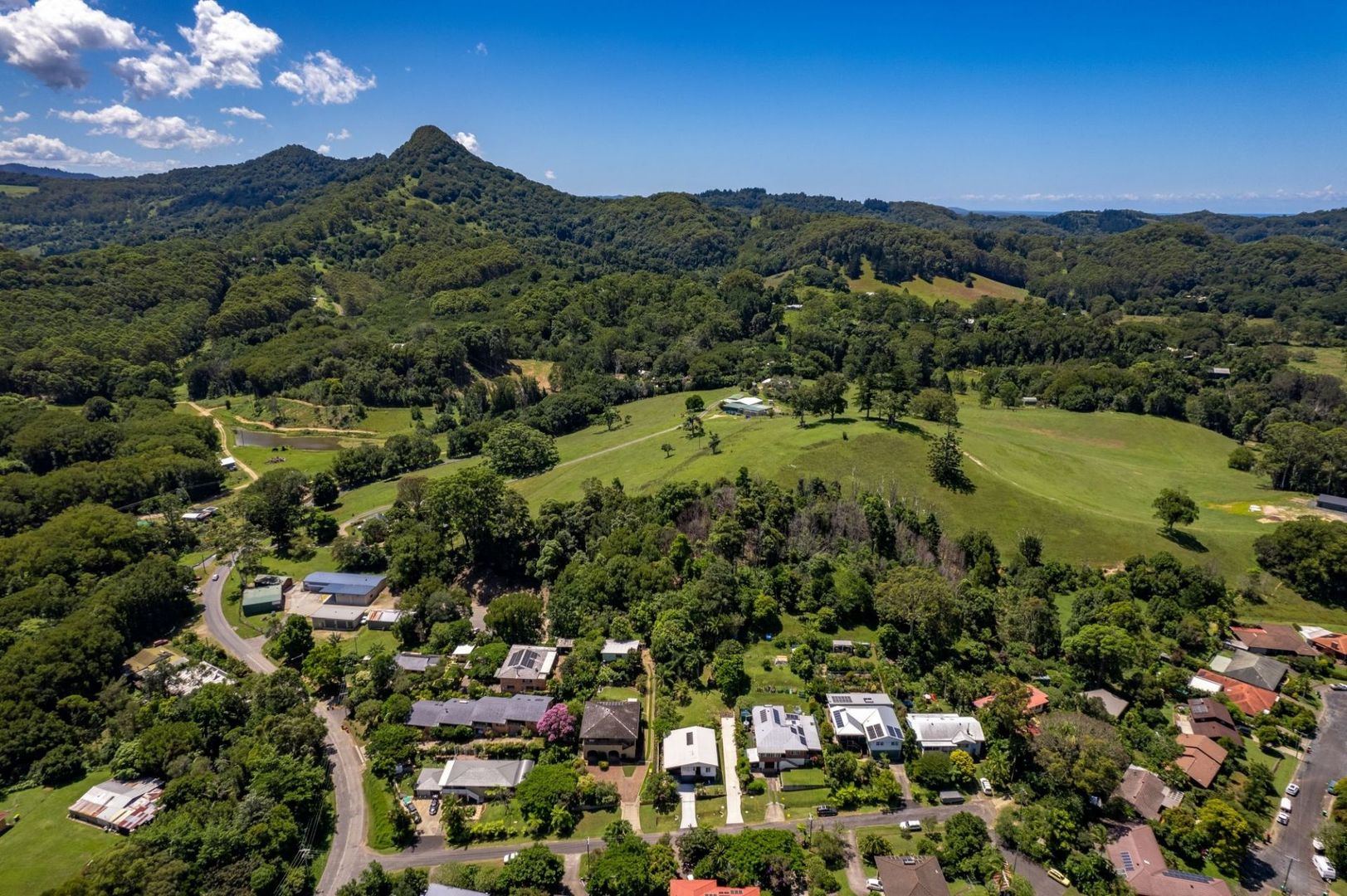 4 Laurel Avenue, Mullumbimby NSW 2482, Image 2