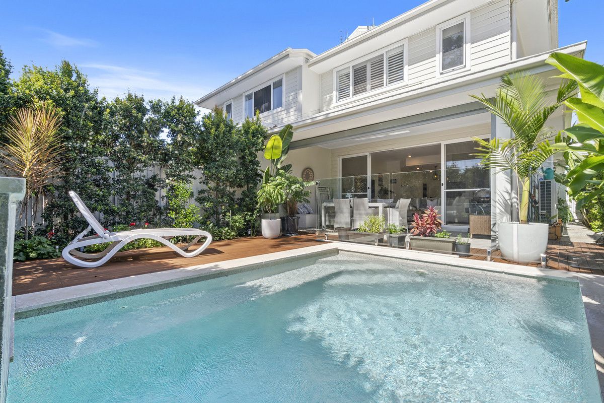 3 bedrooms House in 1/87 Tahiti Avenue PALM BEACH QLD, 4221