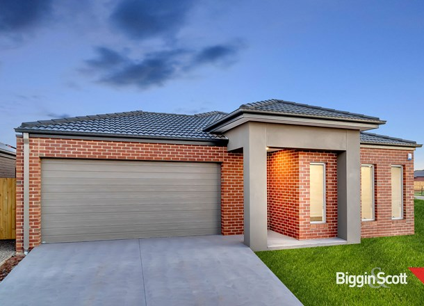 8 Pearson Place, Melton South VIC 3338