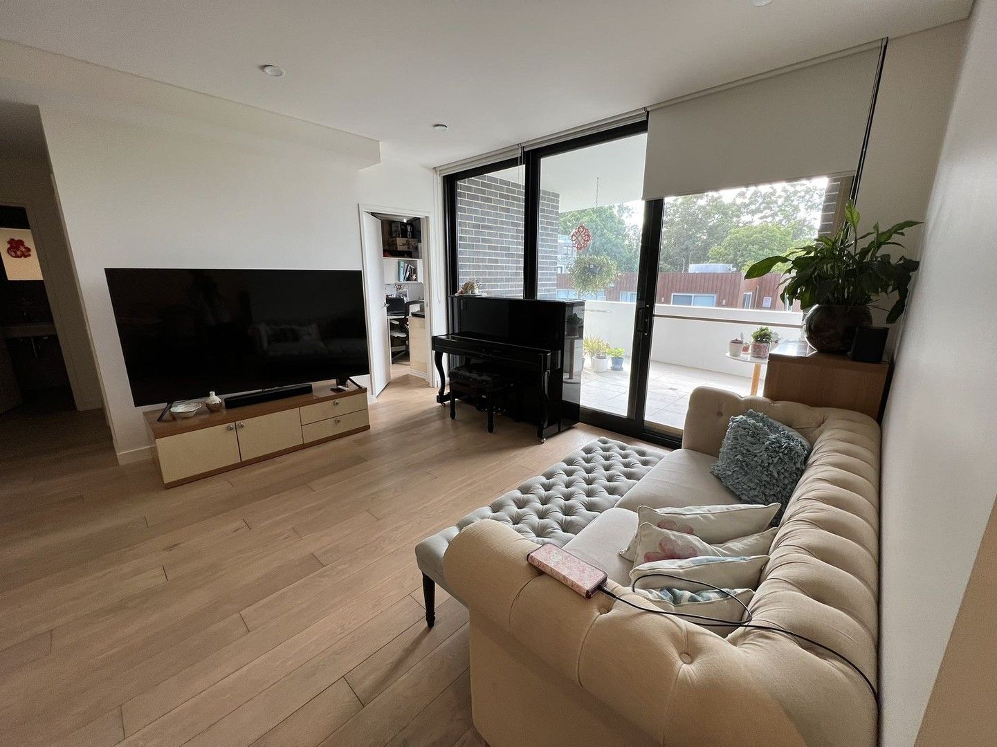 3 bedrooms Apartment / Unit / Flat in C414/2 Livingstone Avenue PYMBLE NSW, 2073