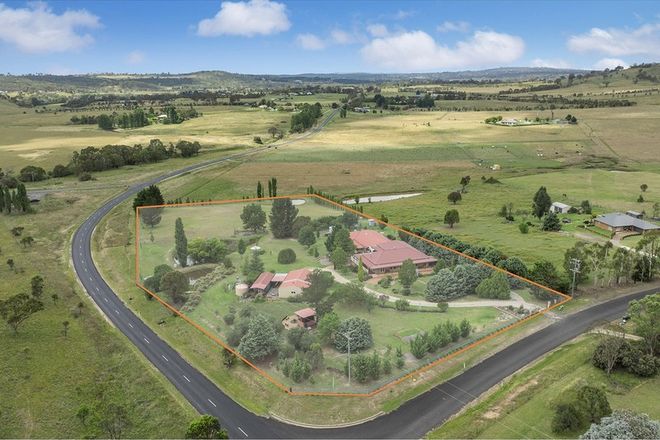Picture of 7 Meadow Road, ARMIDALE NSW 2350
