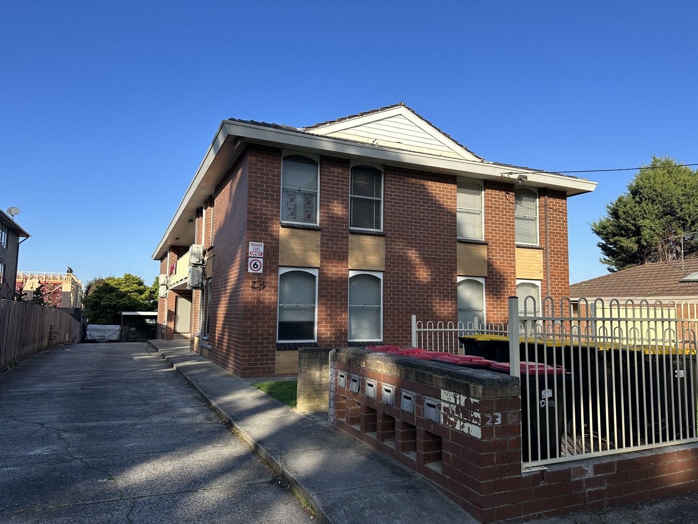 2 bedrooms Apartment / Unit / Flat in 4/23 Close Avenue DANDENONG VIC, 3175