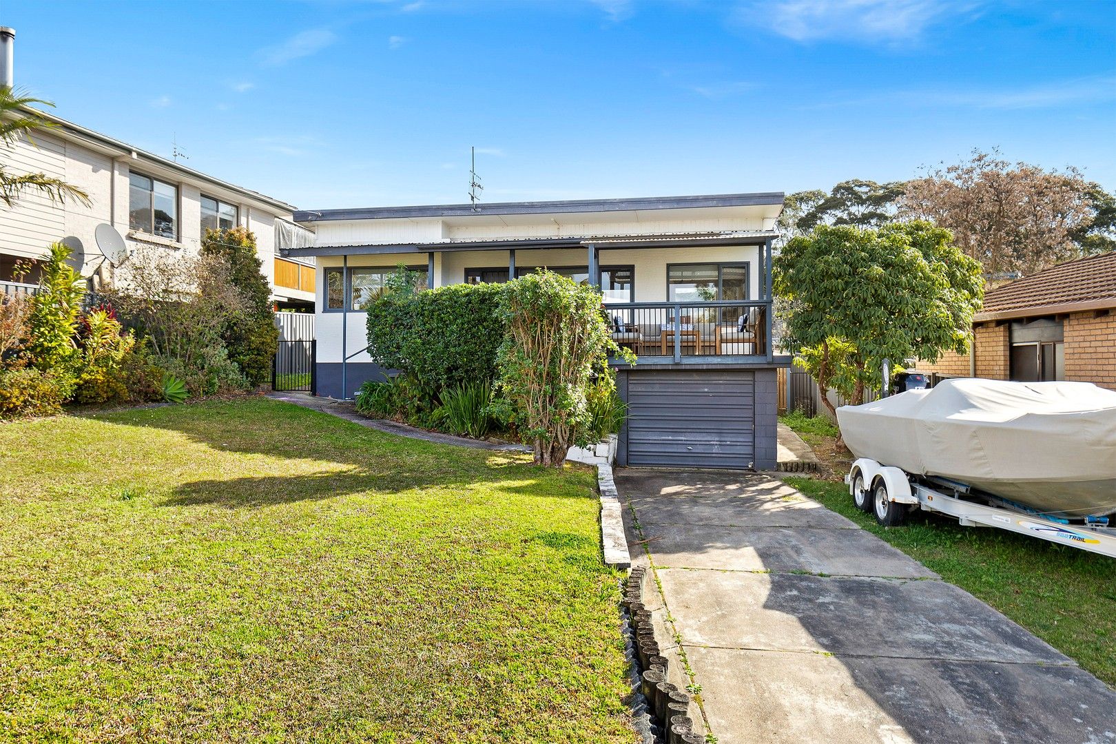 2 bedrooms House in 5 Binda Street MALUA BAY NSW, 2536