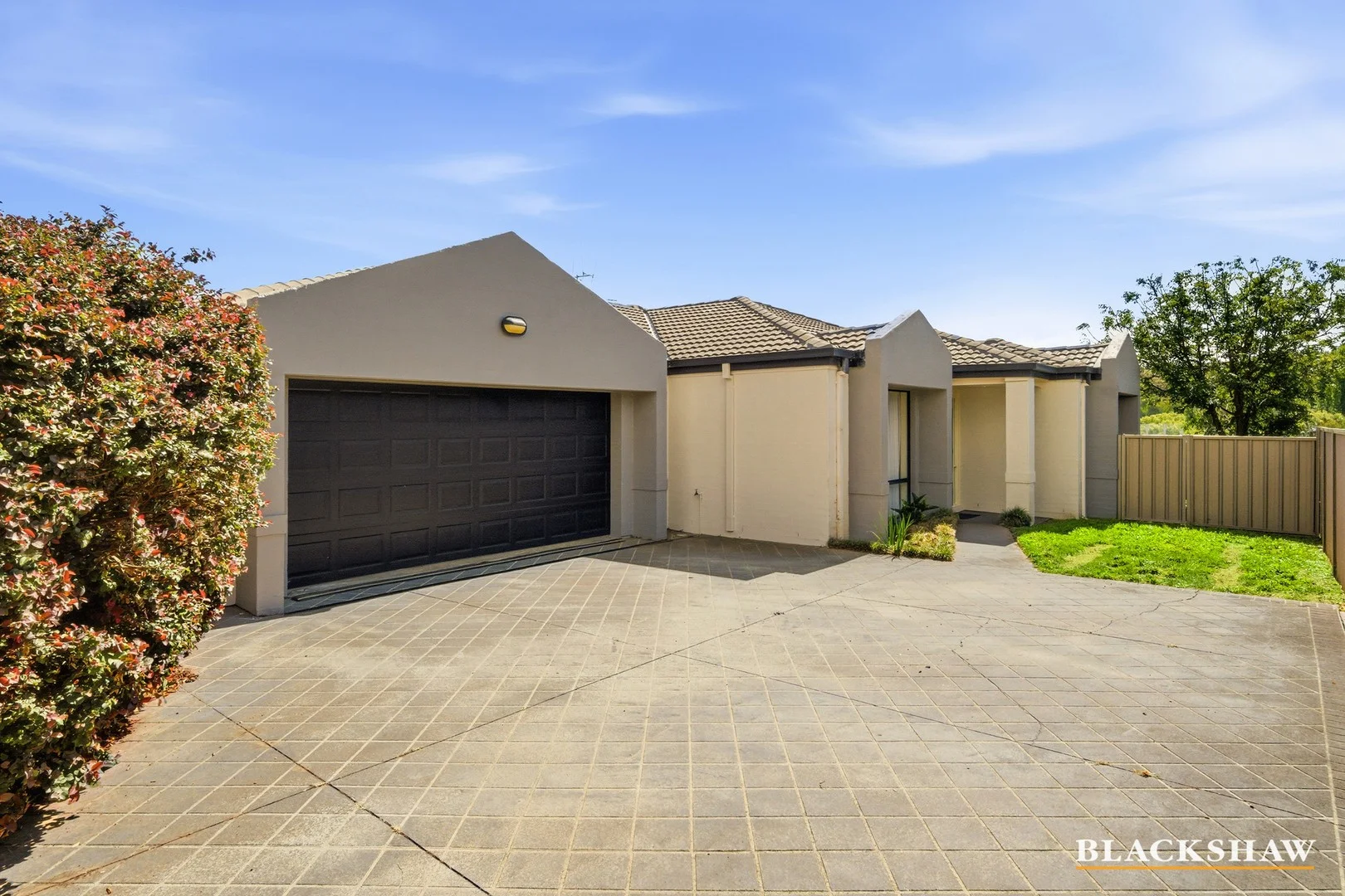 42 Bayside Court, Jerrabomberra NSW 2619