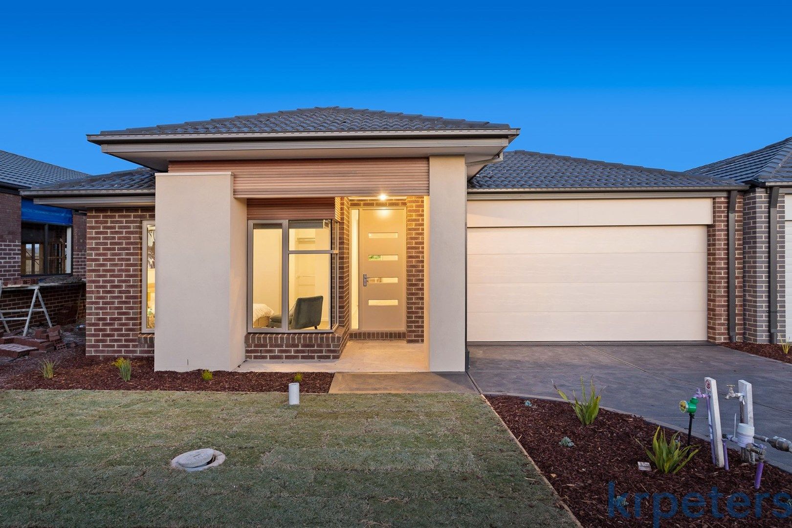 48 Tara Boulevard, Officer VIC 3809, Image 0