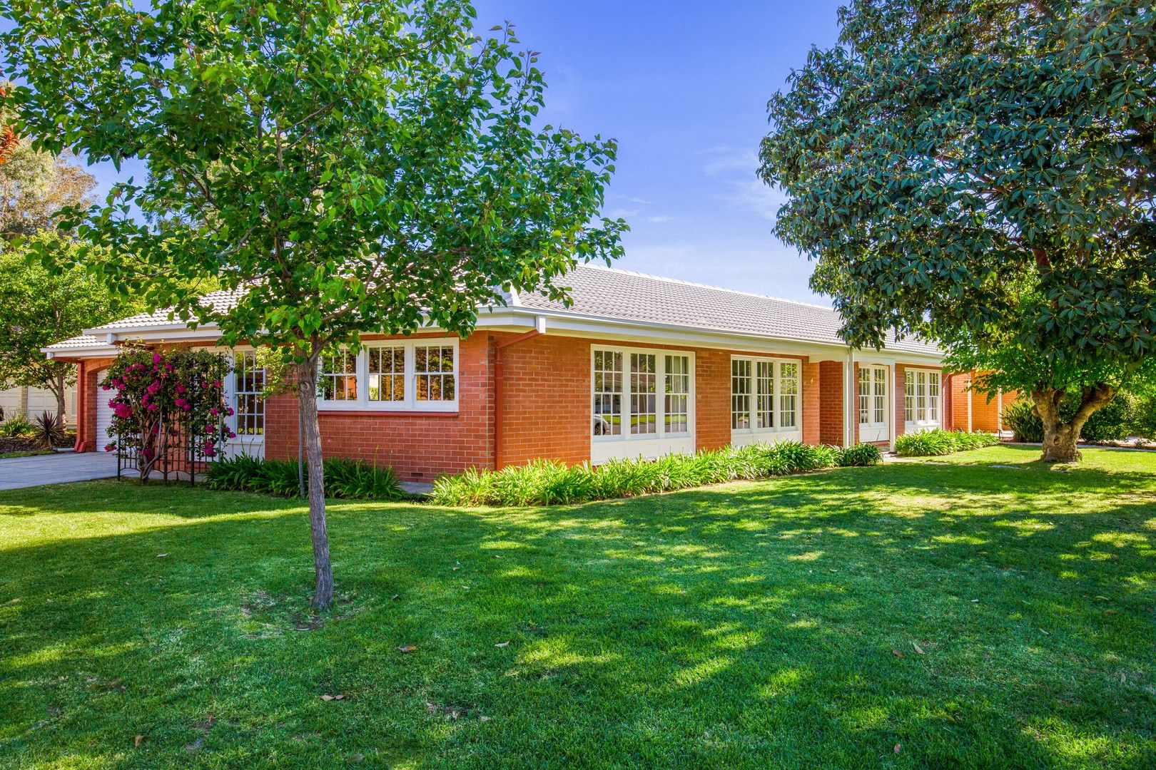 11 Coach House Drive, Novar Gardens SA 5040, Image 0