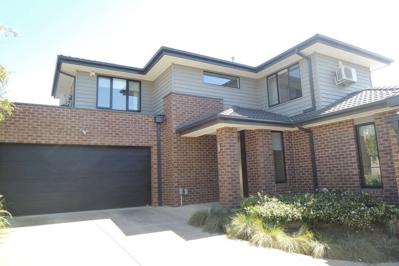 4 bedrooms Townhouse in 10B Carmody Street BURWOOD VIC, 3125