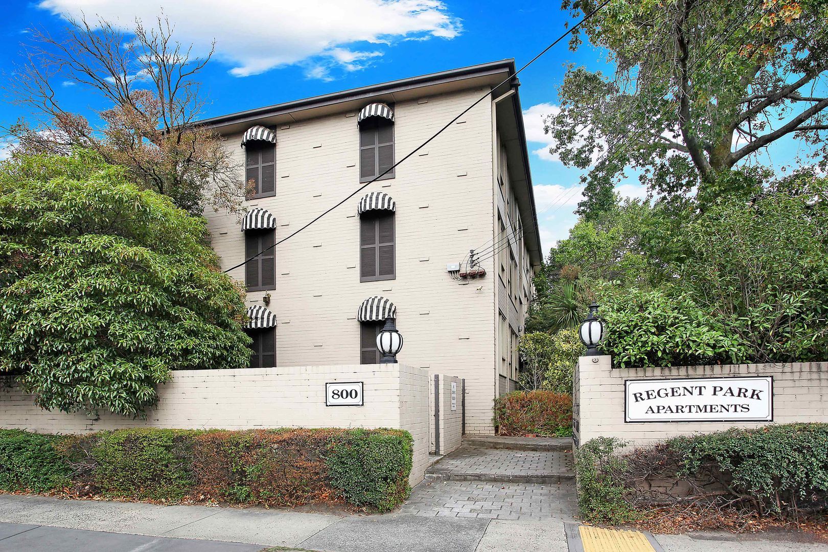 2 bedrooms Apartment / Unit / Flat in 16/800 Warrigal Road MALVERN EAST VIC, 3145