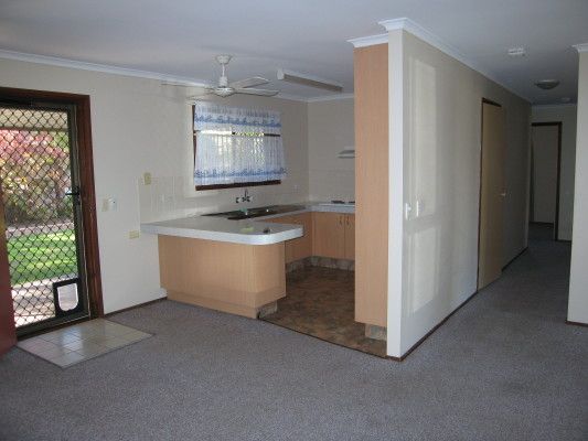 17 Joeith Court, Miami QLD 4220, Image 2