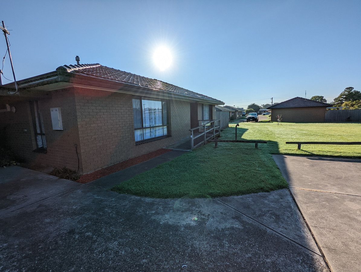 2 bedrooms Townhouse in 5/16-18 Princes Highway SALE VIC, 3850