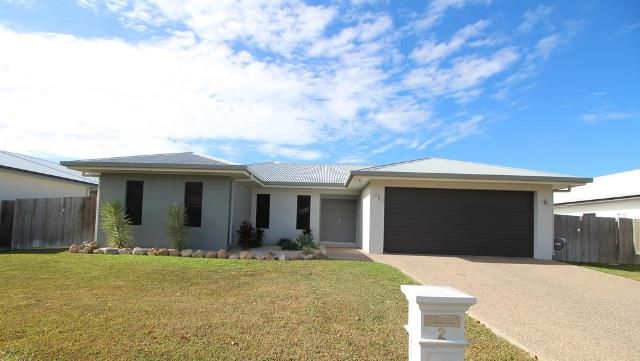 2 Bell Gum Place, Mount Low QLD 4818