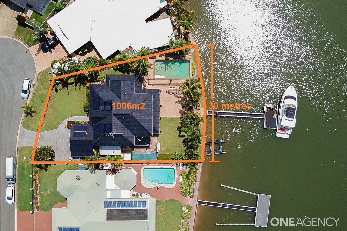 5 bedrooms House in 36 Intrepid Court NEWPORT QLD, 4020