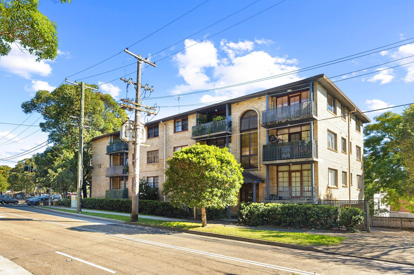 2 bedrooms Apartment / Unit / Flat in 12/523 Victoria Road RYDE NSW, 2112