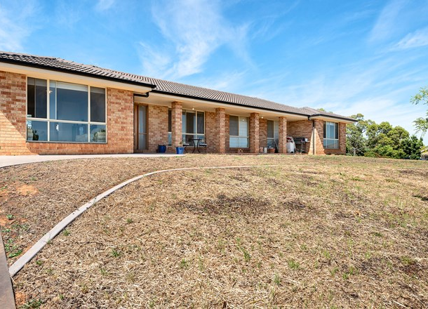 1 Clifton Place, Yass NSW 2582