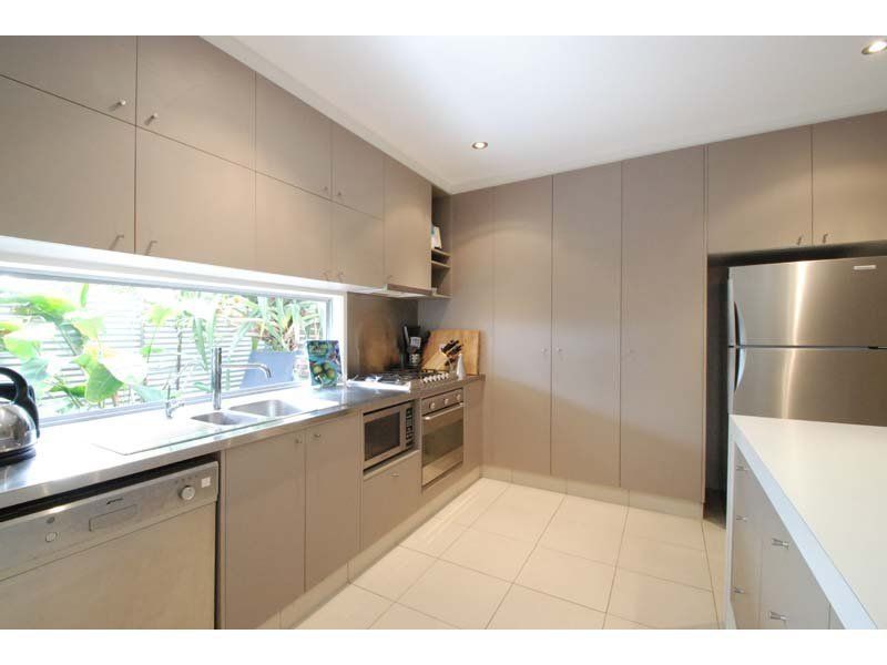 3 bedrooms Duplex in 2/27 chairlift Avenue MERMAID BEACH QLD, 4218
