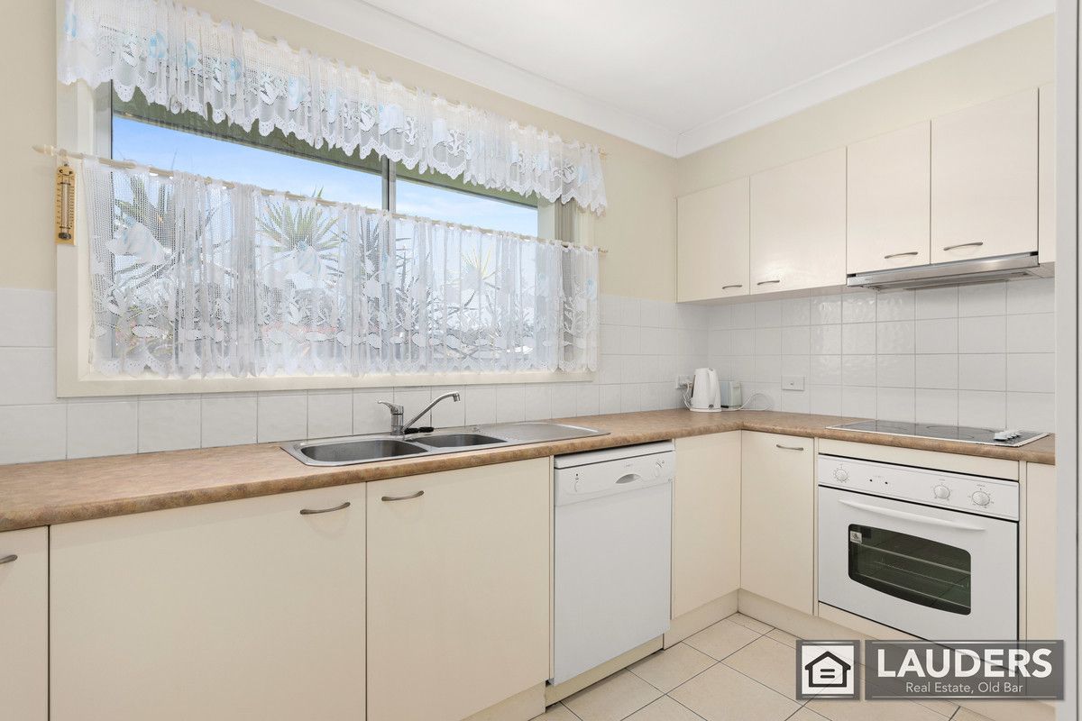 3/26-28 Ivy Crescent, Old Bar NSW 2430, Image 1