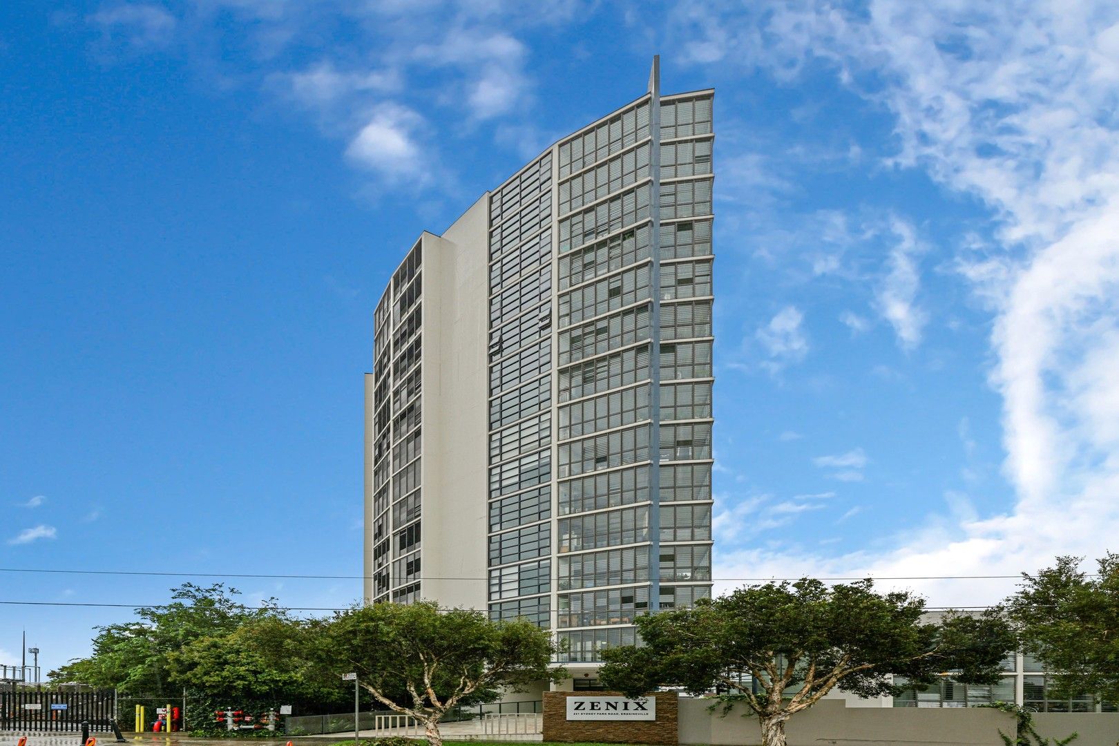 2 bedrooms Apartment / Unit / Flat in 282/221 Sydney Park Road ERSKINEVILLE NSW, 2043