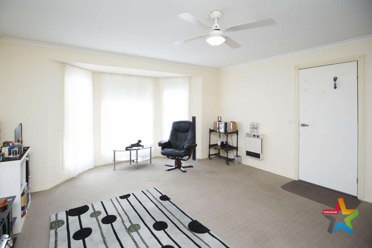 Unit 9/299 Cureton Avenue, Mildura VIC 3500, Image 2