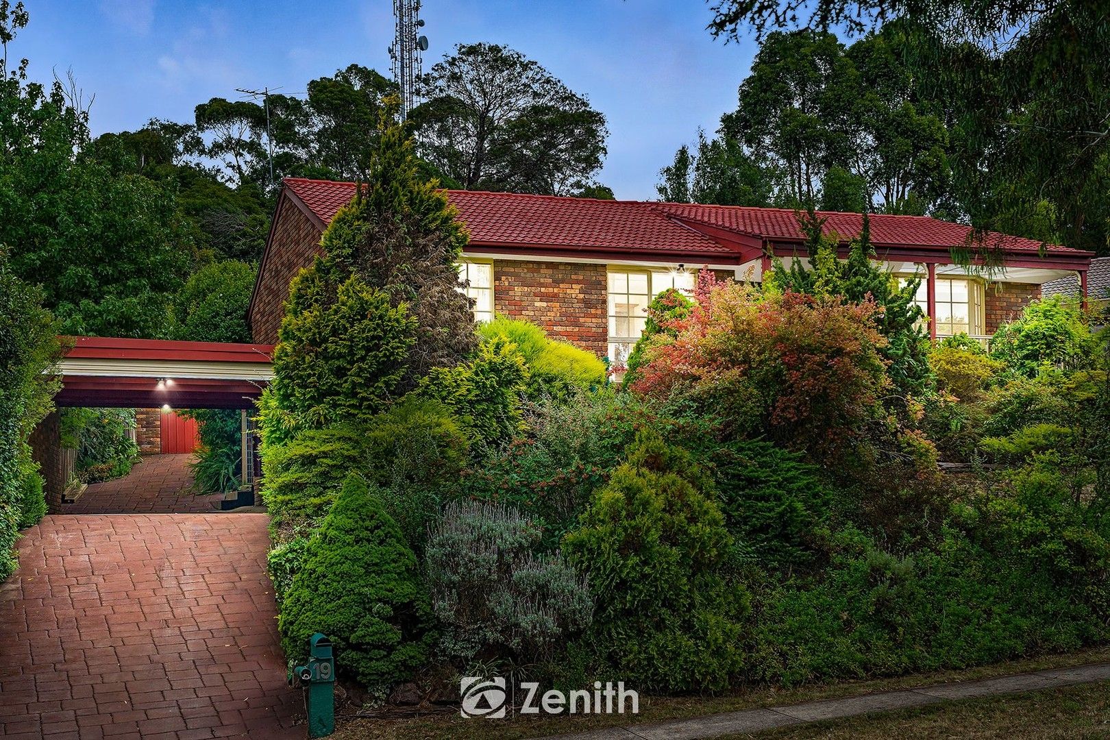 19 Landscape Drive, Mooroolbark VIC 3138, Image 0