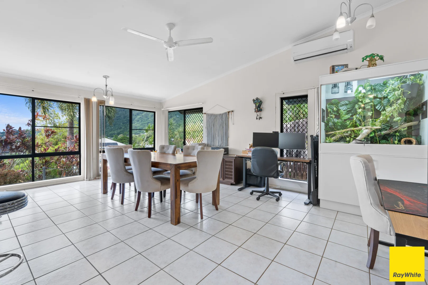 Additional image 5 of 17 Barossa Close, Brinsmead QLD 4870