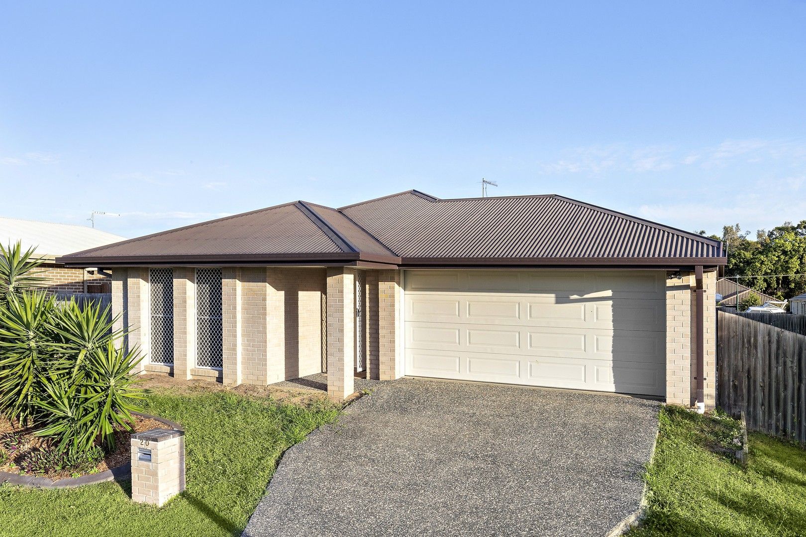 20 Feather Court, Morayfield QLD 4506, Image 0