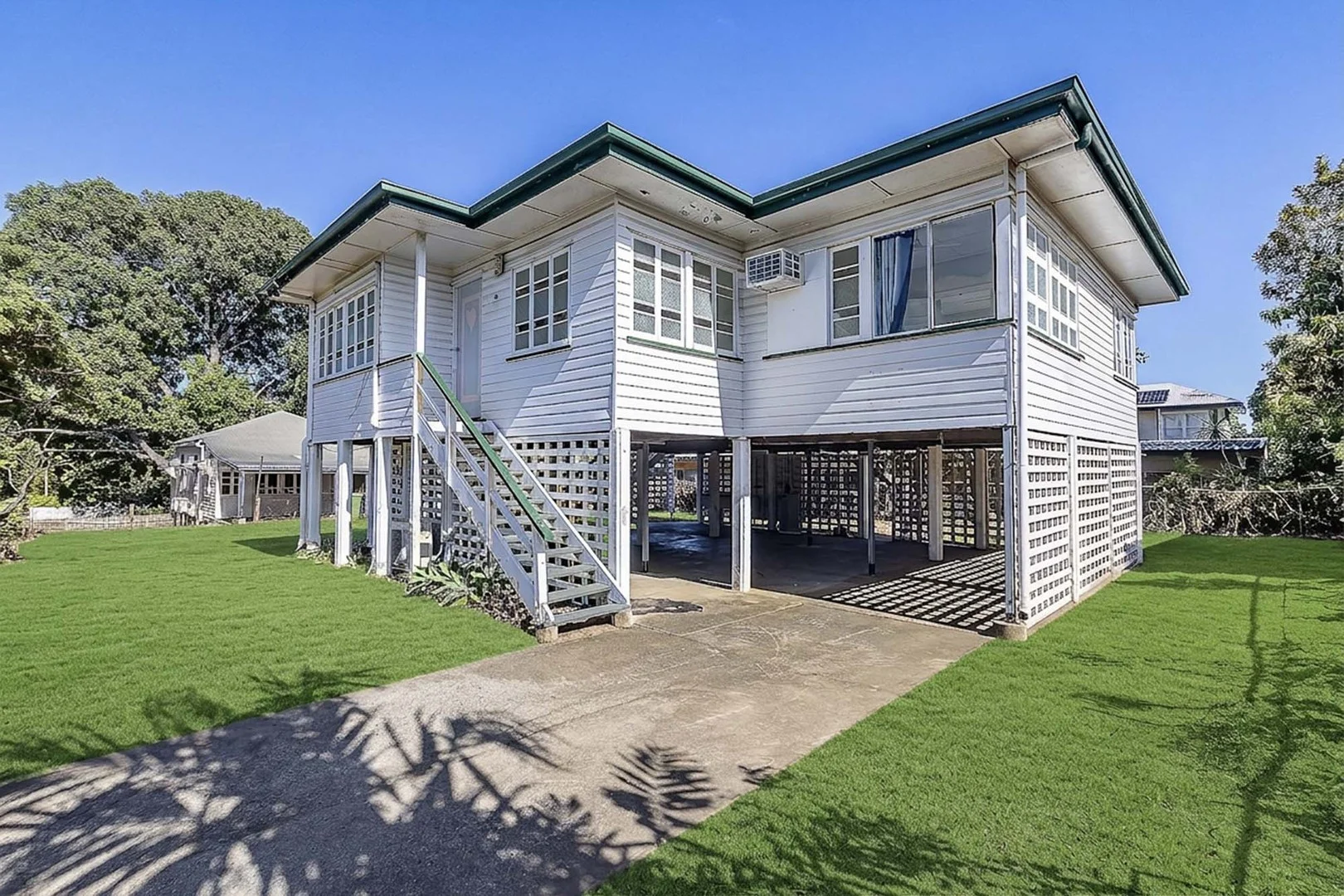 54 Landsborough Street, North Ward QLD 4810