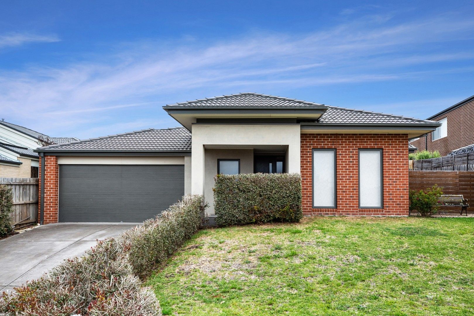 4 bedrooms House in 5 Hurst St GISBORNE VIC, 3437