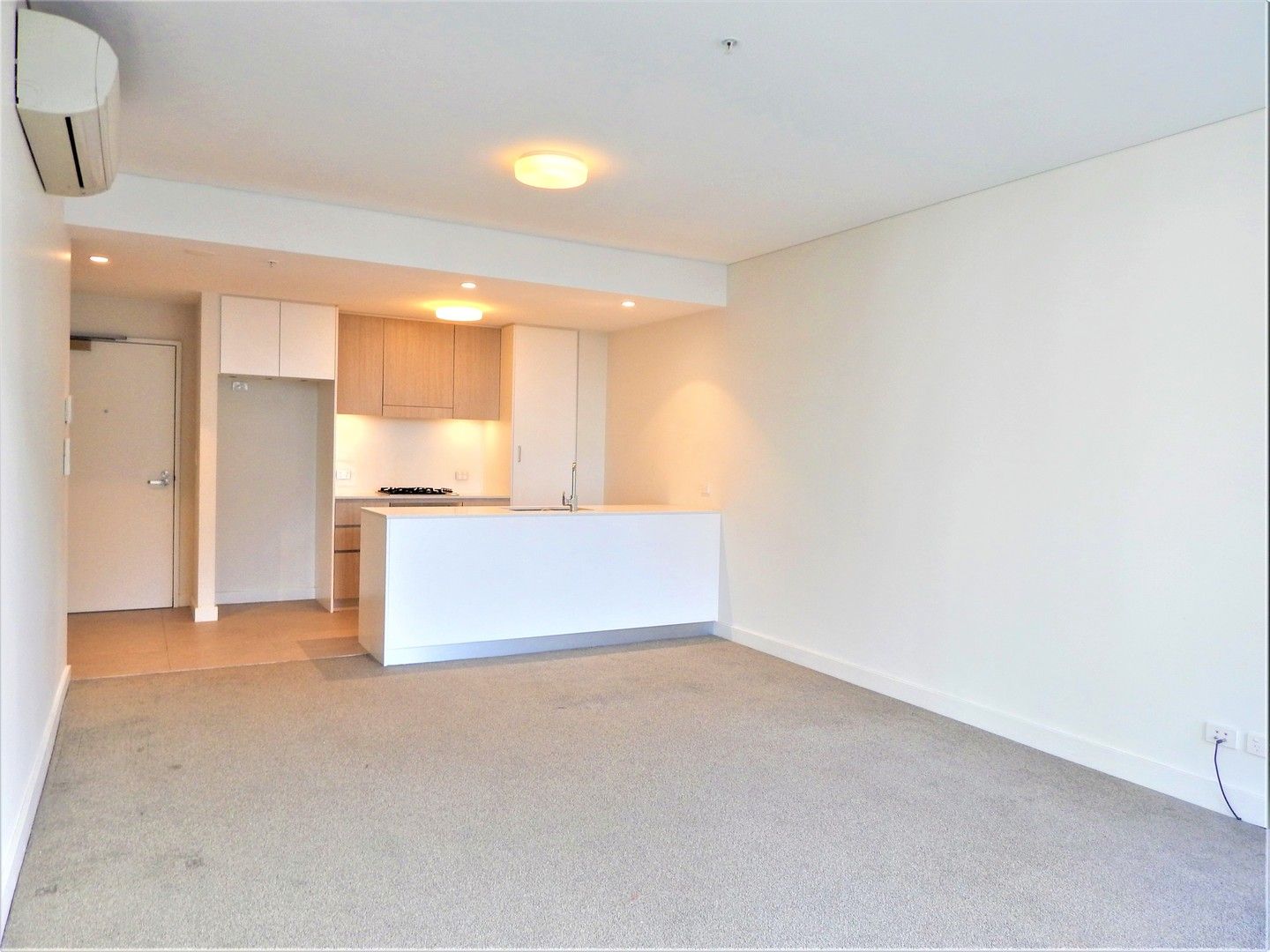 2 bedrooms Apartment / Unit / Flat in 506/1 Magdalene Terrace WOLLI CREEK NSW, 2205
