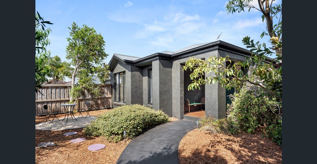 17 Lawrenny Court, Barwon Heads Property History & Address Research