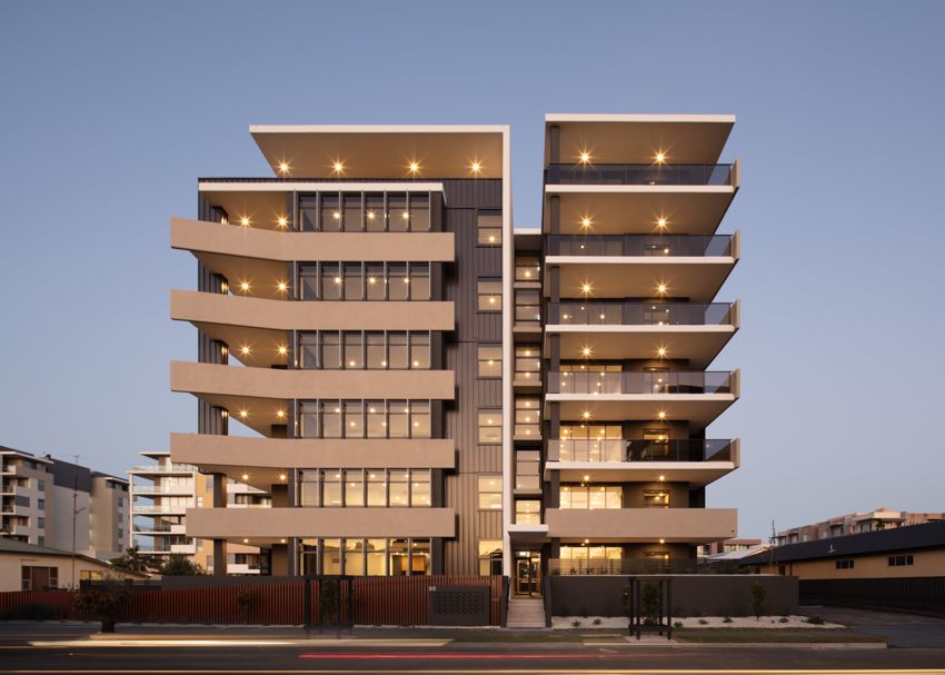 2 bedrooms Apartment / Unit / Flat in 704/95 Kembla Street WOLLONGONG NSW, 2500