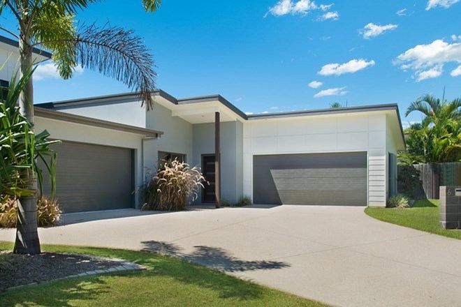 Picture of 2/6 Hart Court, OCEAN SHORES NSW 2483