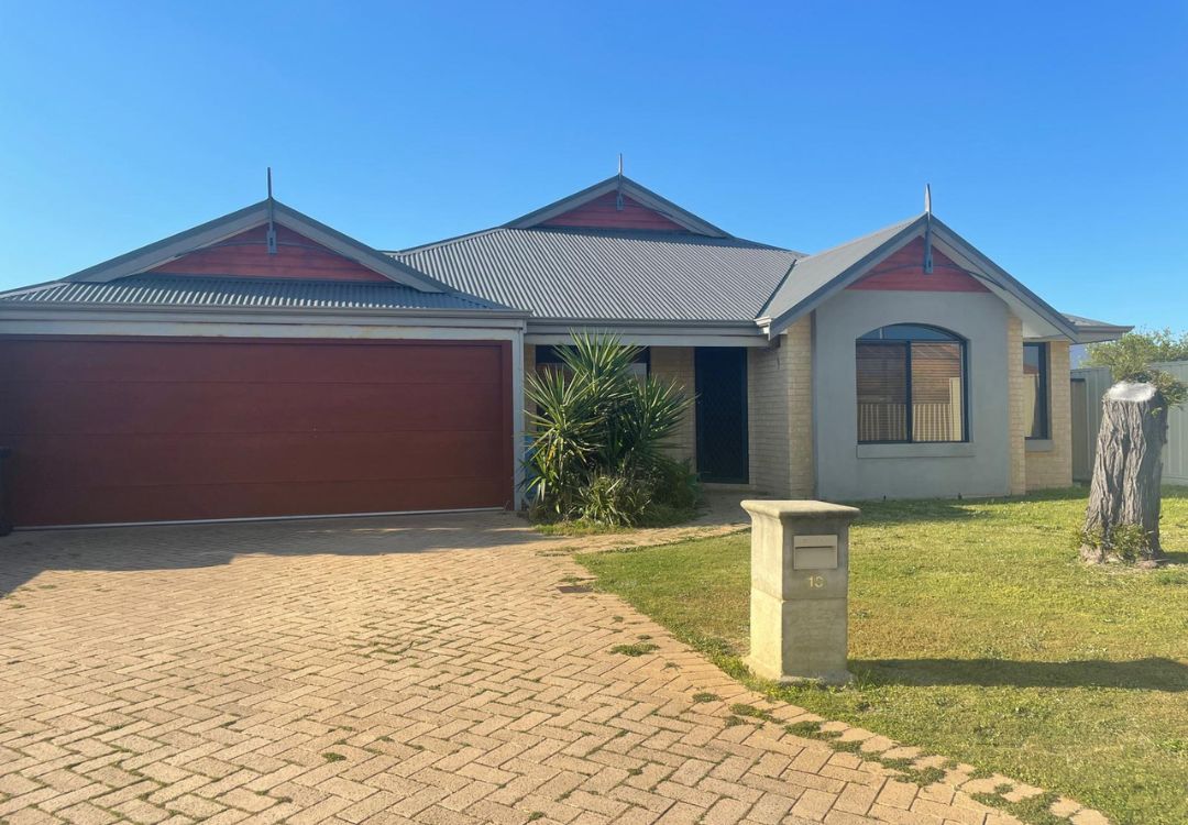 3 bedrooms House in 13 Freeling Road PORT KENNEDY WA, 6172