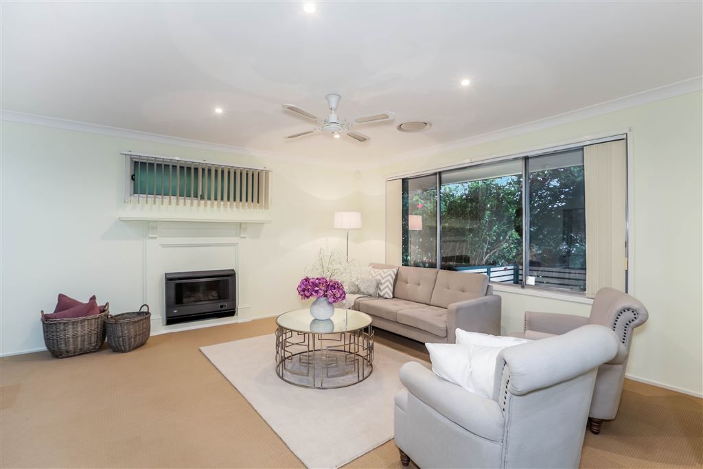 6 Koorabel Place, Baulkham Hills NSW 2153, Image 2