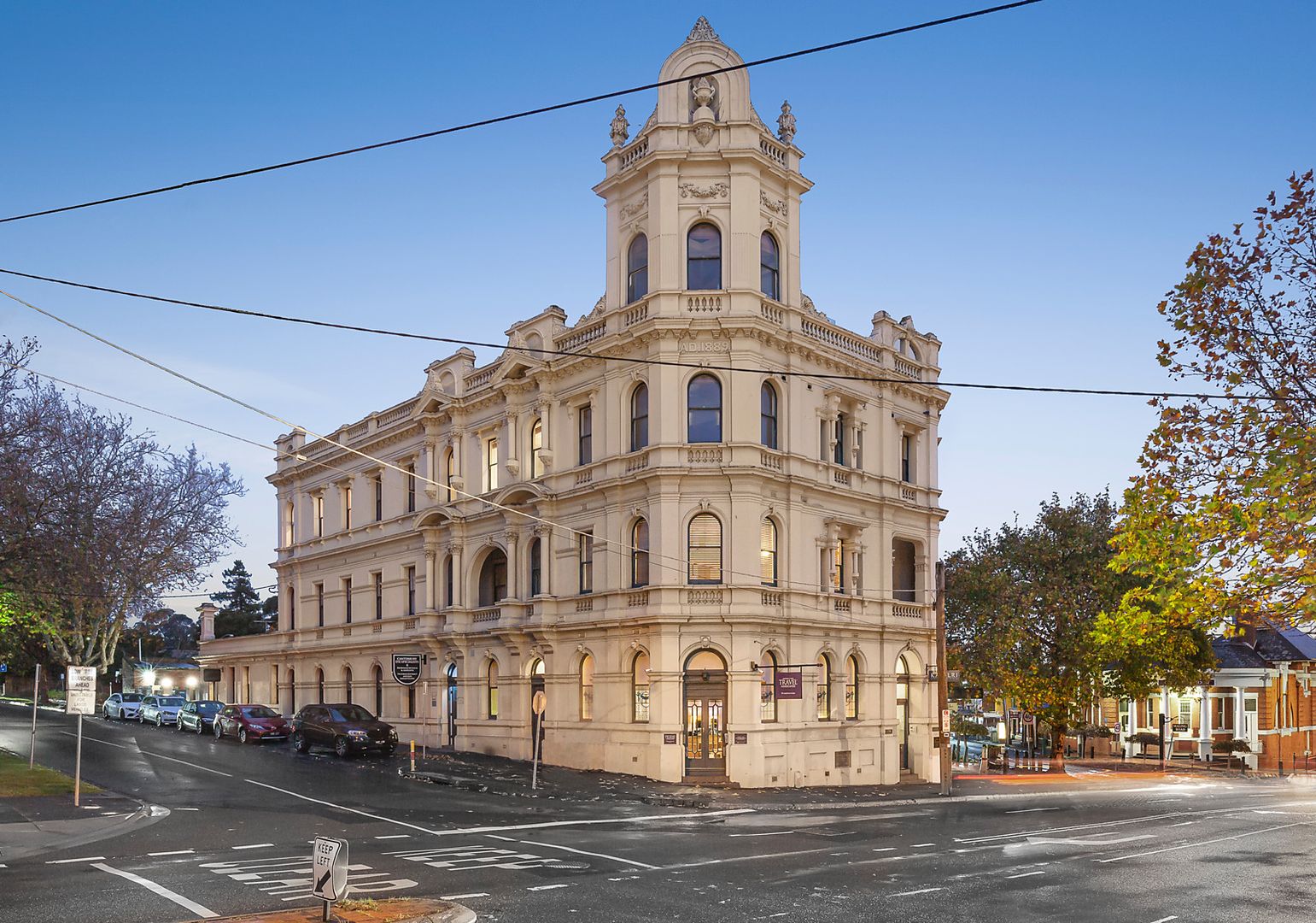 10/208 Canterbury Road, Canterbury Property History & Address