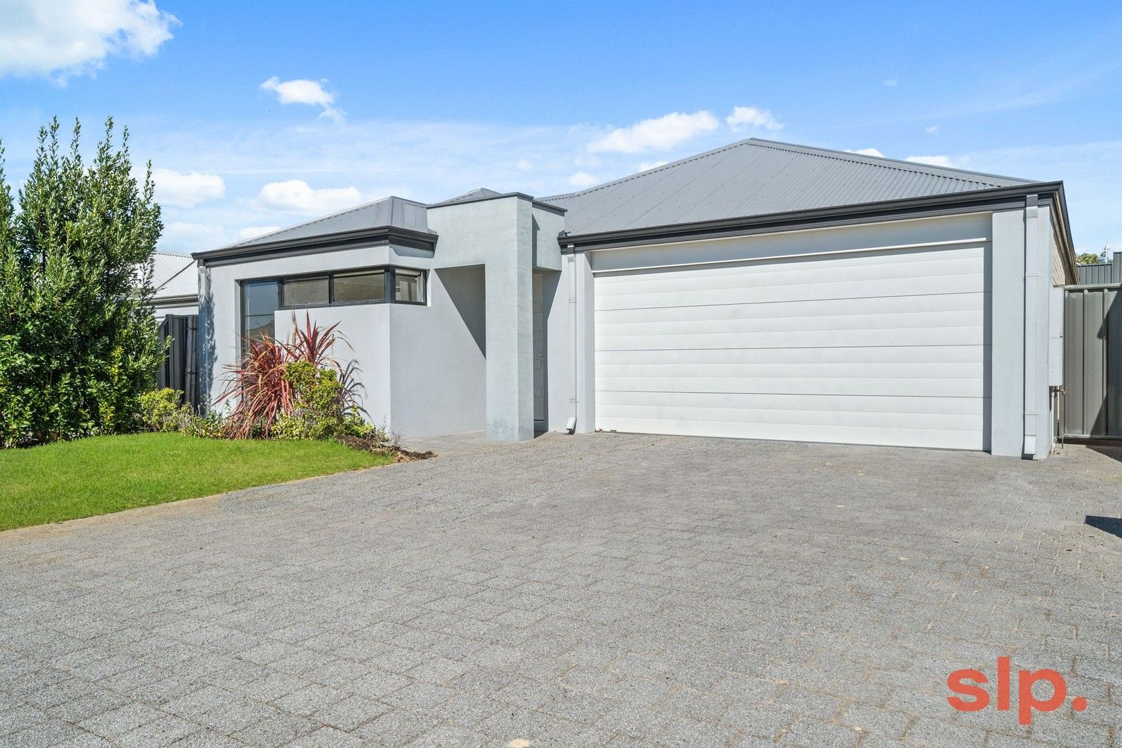 18 Chucklebud Street, Banksia Grove WA 6031, Image 0