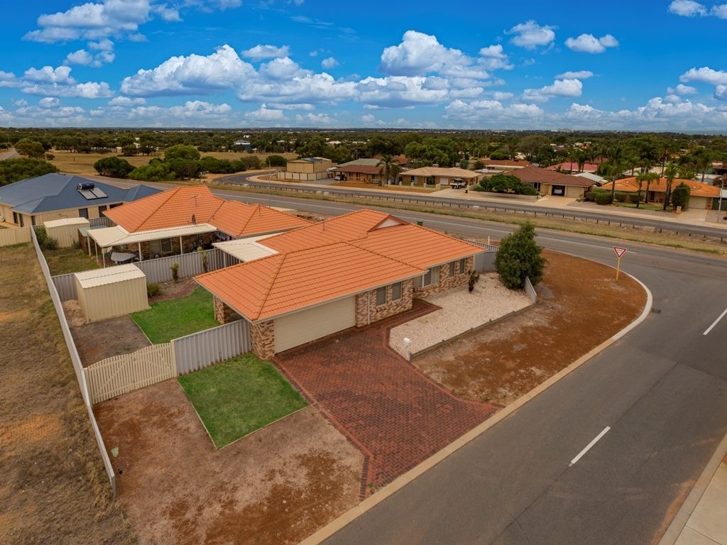 2 Ego Creek Loop, Waggrakine WA 6530, Image 1