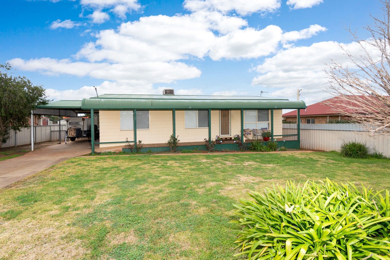 37 Gallipoli Street, Temora NSW 2666, Image 1