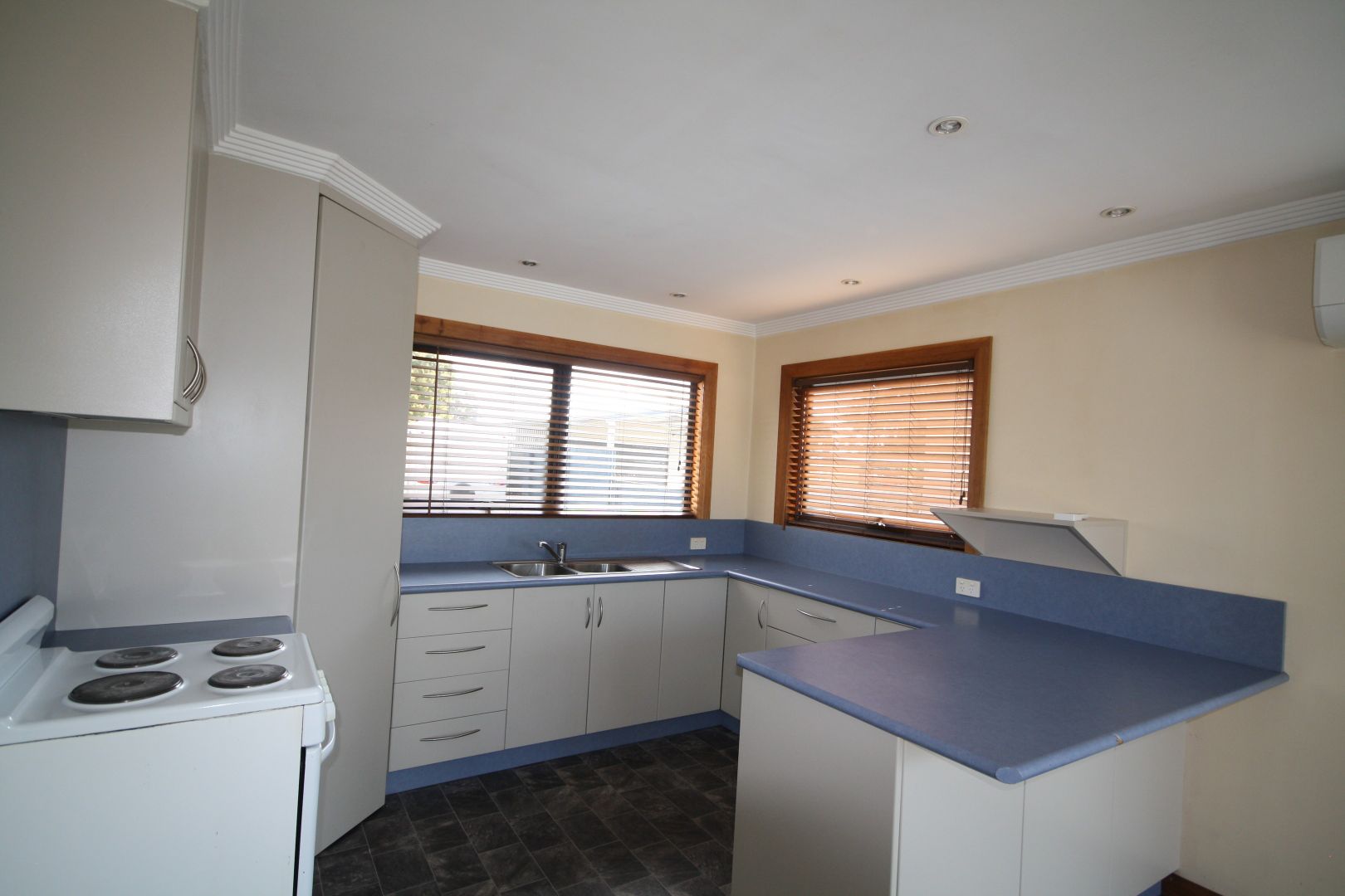 68 Saunders Street, Wynyard TAS 7325 House For Rent Domain