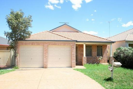 14 Bonaccordo Road, Quakers Hill NSW 2763