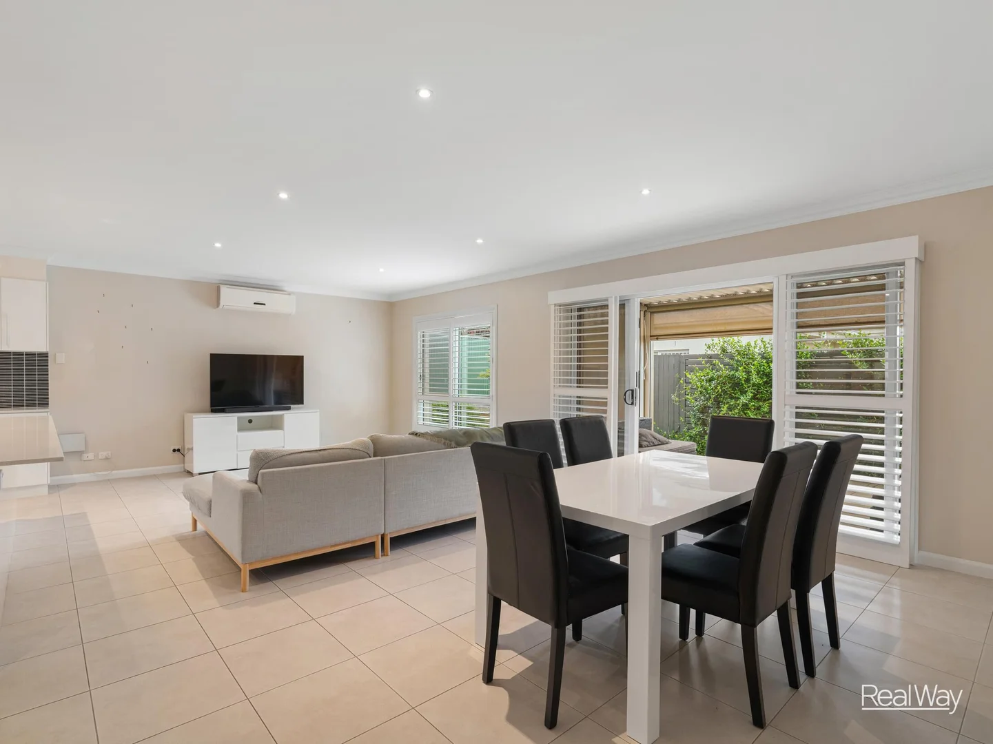 Additional image 5 of 3/245A Mackenzie Street, Centenary Heights QLD 4350