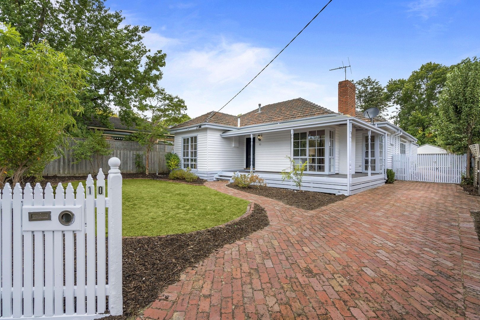 10 Elm Street, Blackburn VIC 3130, Image 0