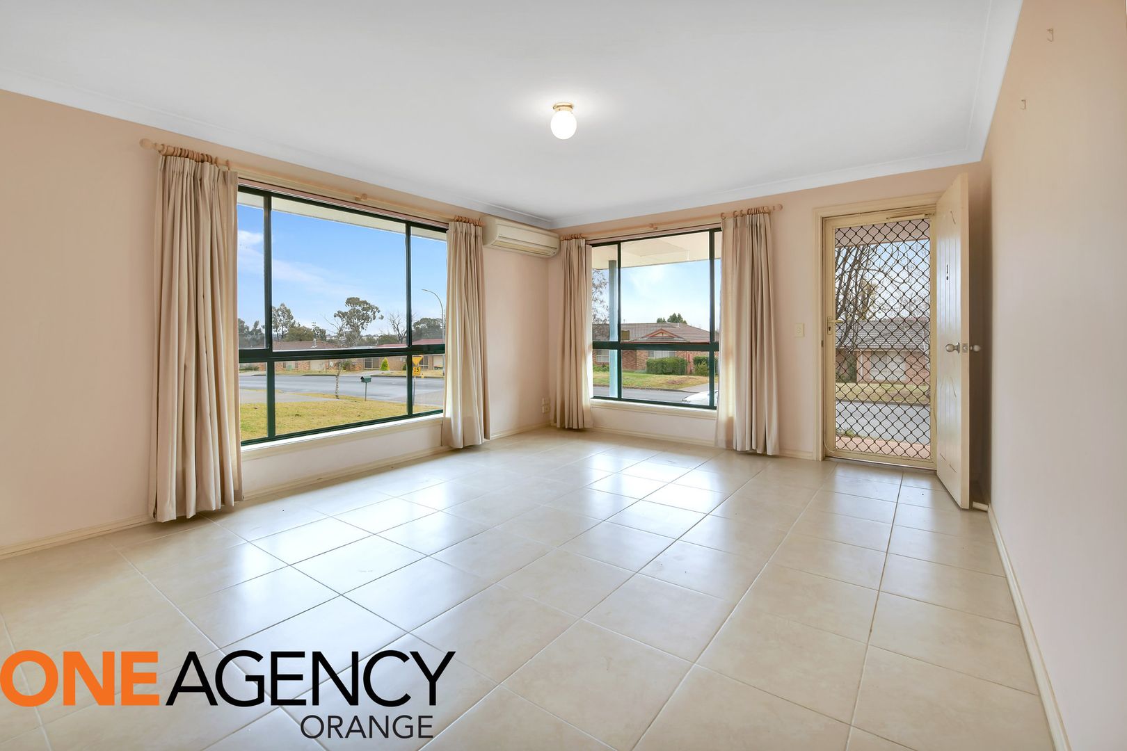 1/13 Orchard Grove Road, Orange NSW 2800, Image 2