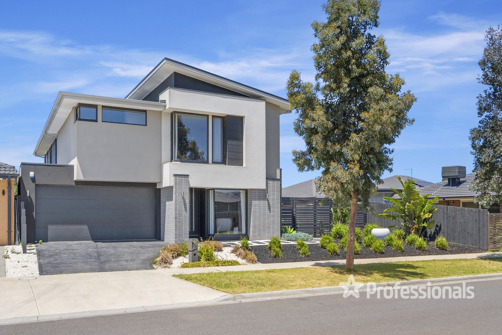 13 Axis Road, Werribee VIC 3030, Image 0