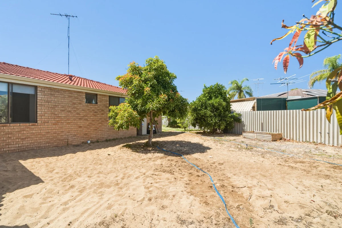 Additional image 21 of 1 Yukon Close, Greenfields WA 6210